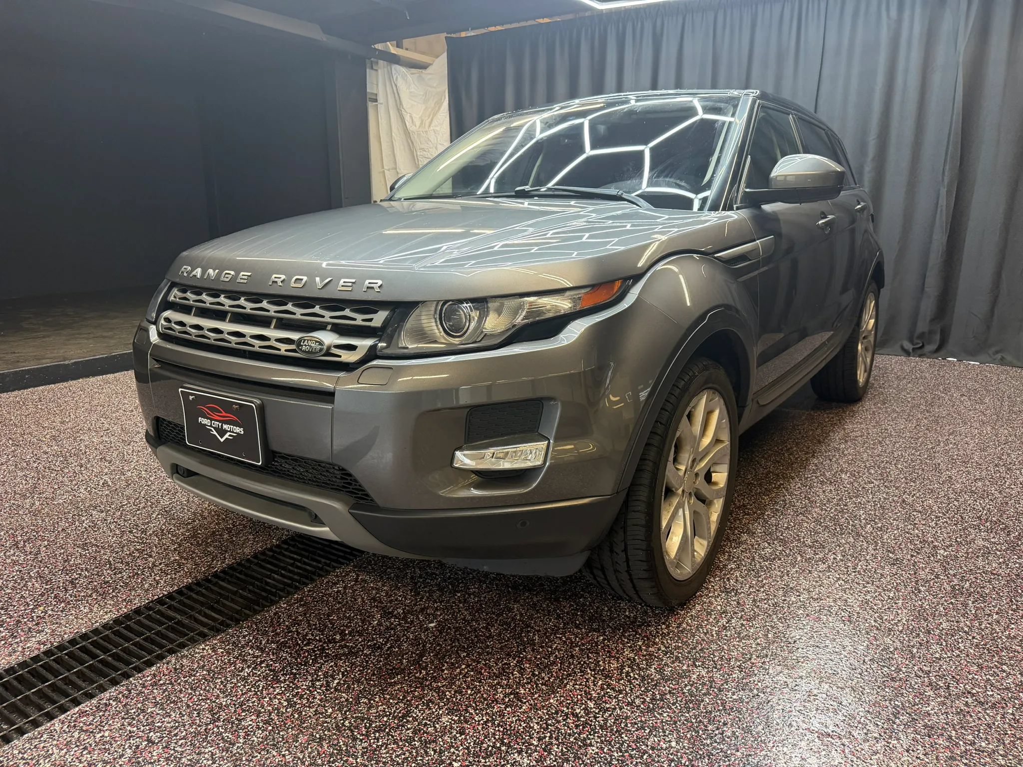 Used 2015 Land Rover Range Rover Evoque Pure Plus AWD/4WD image 3