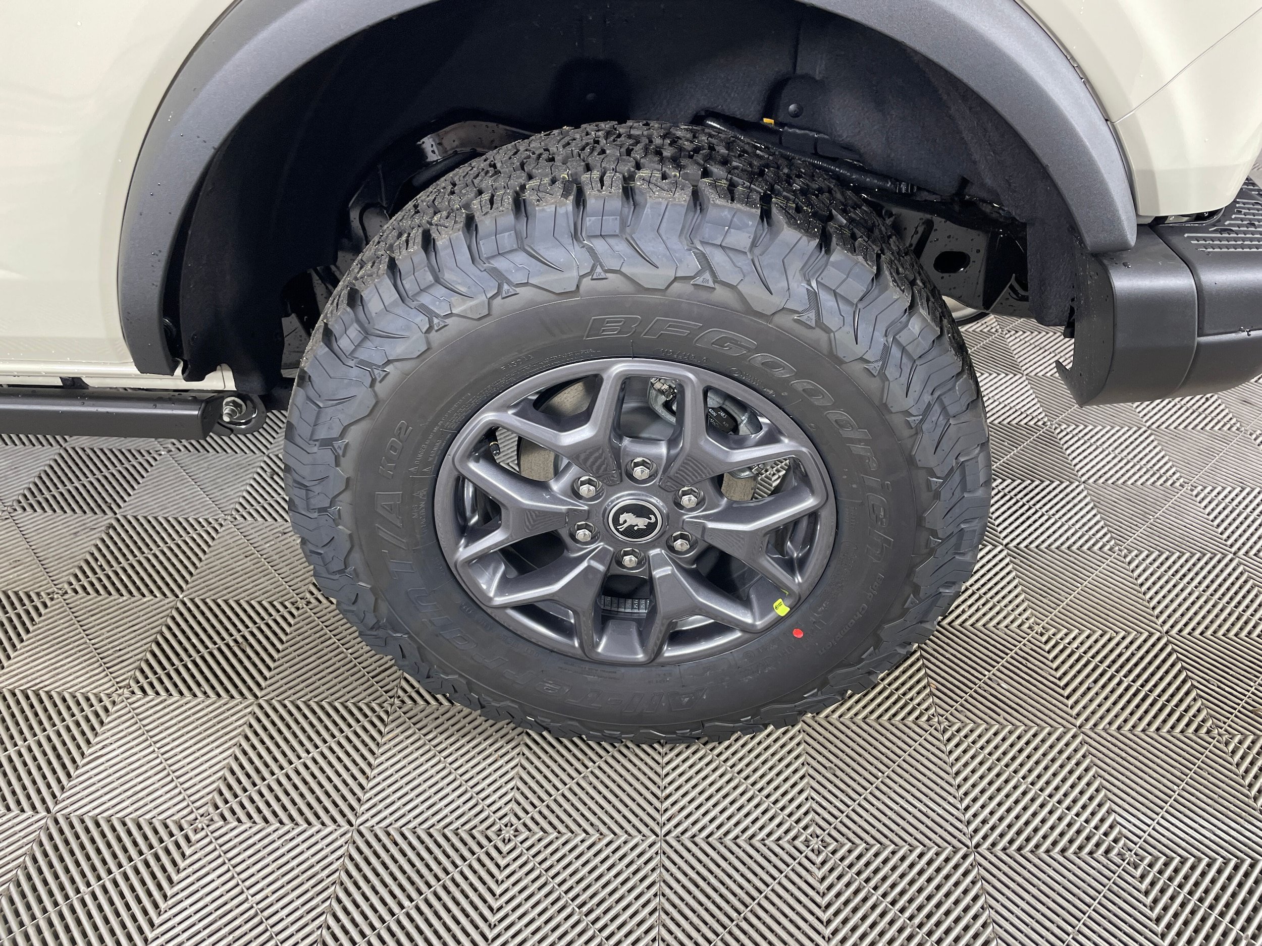New 2025 Ford Bronco Badlands AWD/4WD image 19