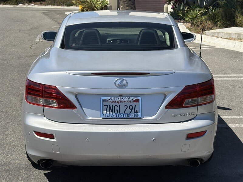 Used 2013 Lexus IS 250C RWD image 27