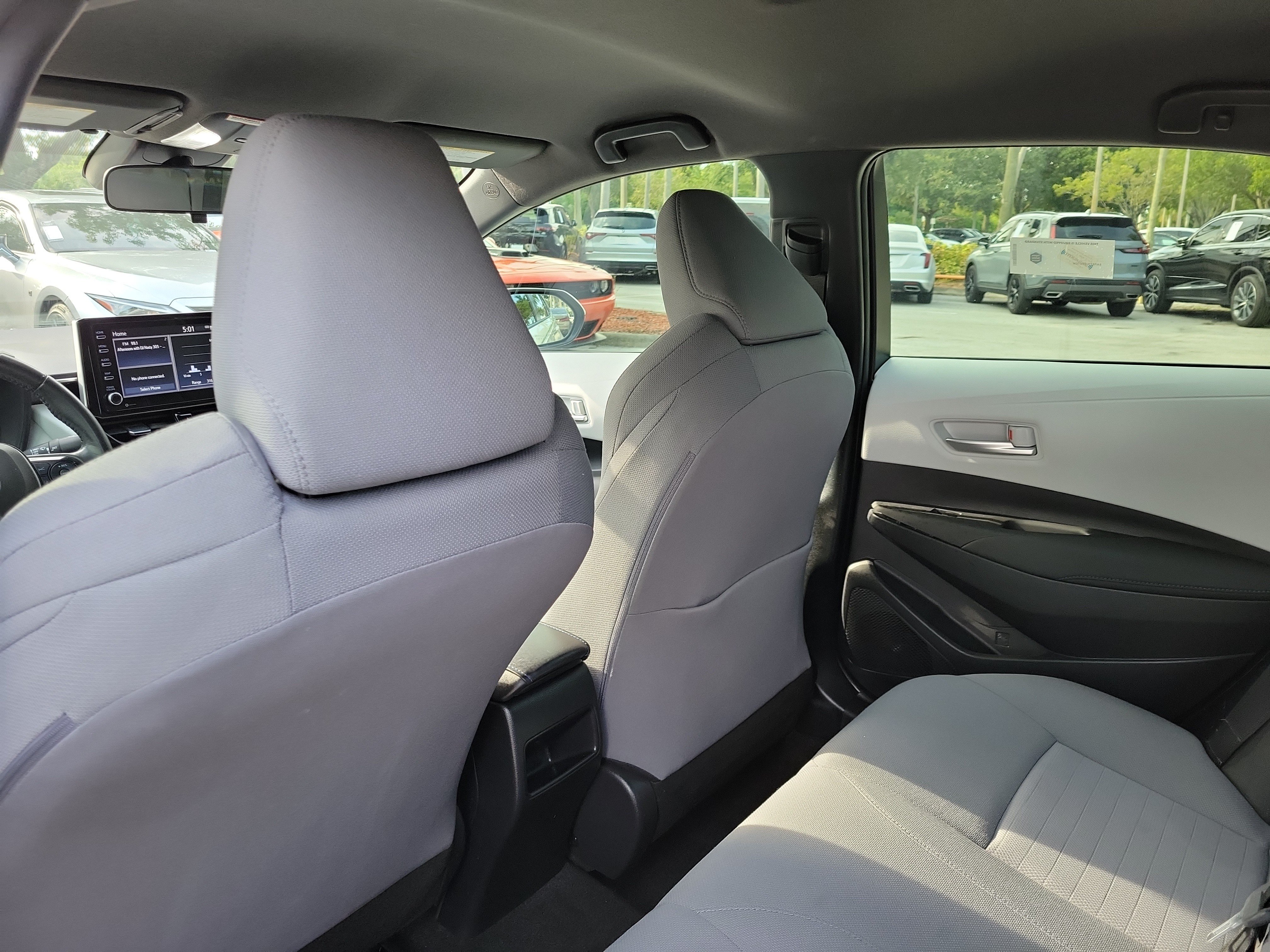 Used 2021 Toyota Corolla SE FWD image 9