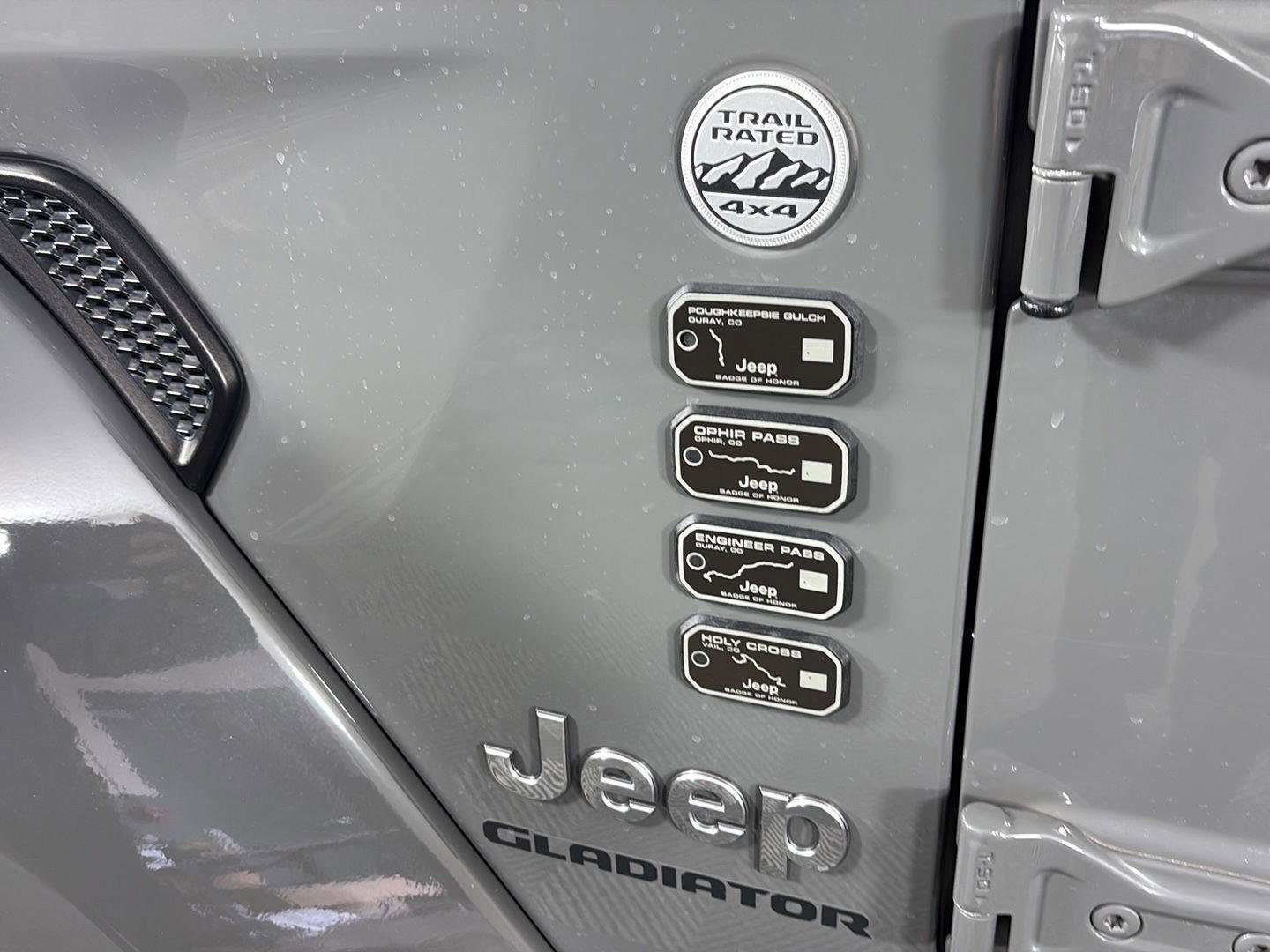 Used 2021 Jeep Gladiator Overland w/ Popular Equipment Package image 11