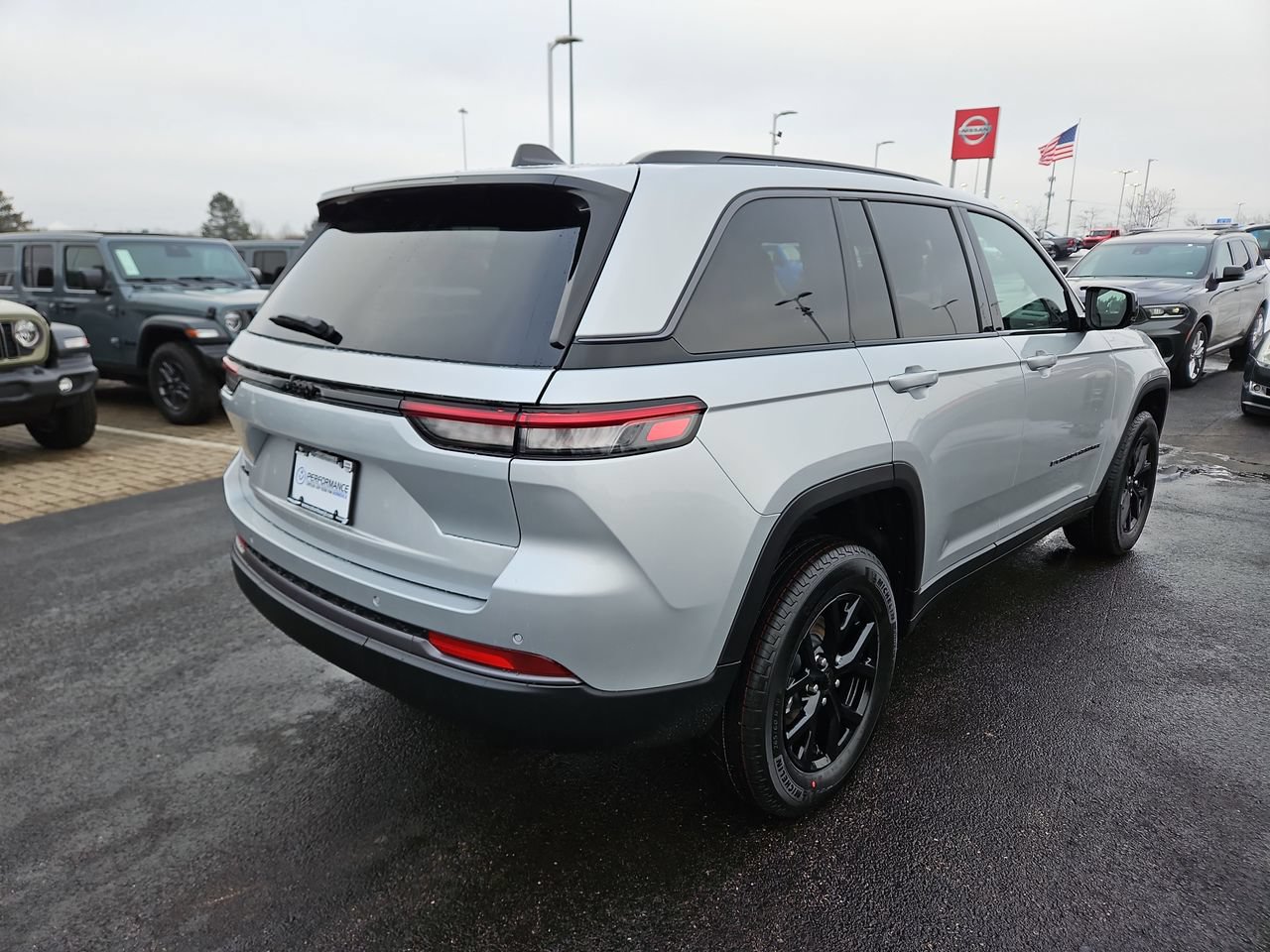 New 2026 Jeep Grand Cherokee Altitude AWD/4WD image 7