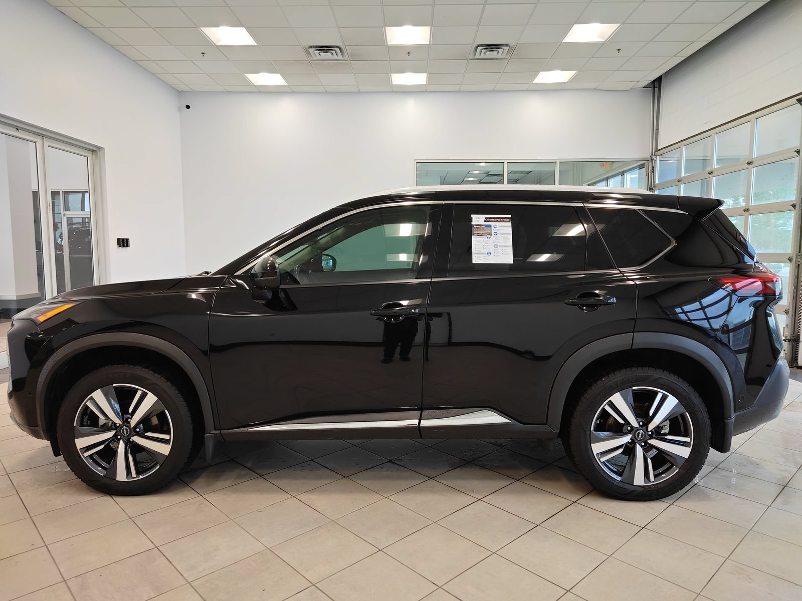 Used 2022 Nissan Rogue SL w/ SL Premium Package AWD/4WD image 6