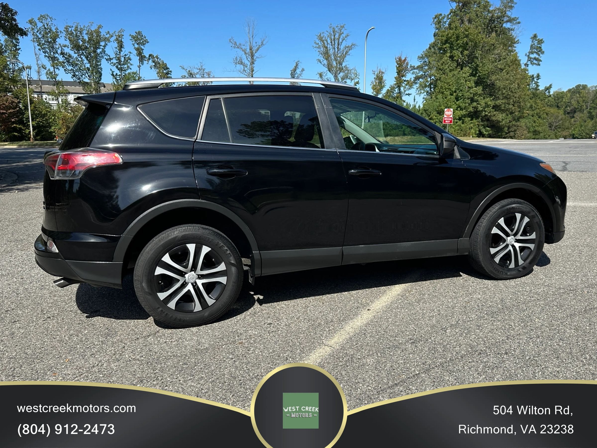 Used 2016 Toyota RAV4 LE AWD/4WD image 5