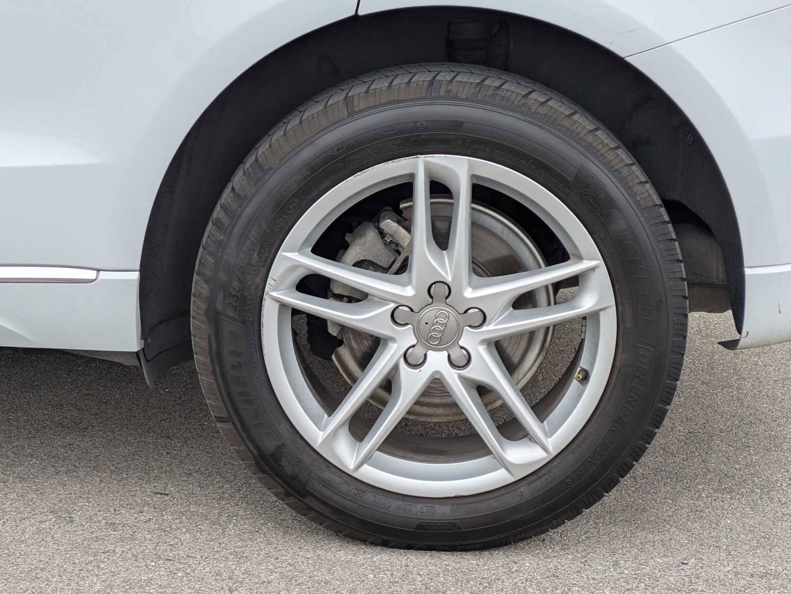 Used 2017 Audi Q5 2.0T Premium image 13