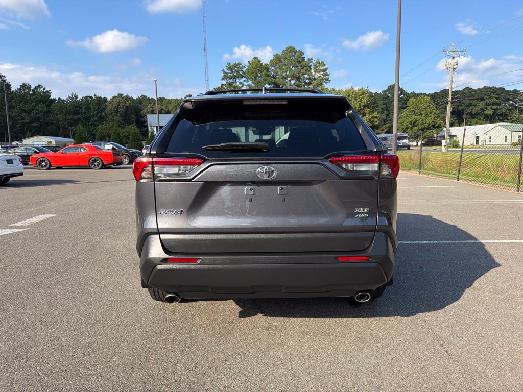 Used 2025 Toyota RAV4 XLE w/ Convenience Package AWD/4WD image 6