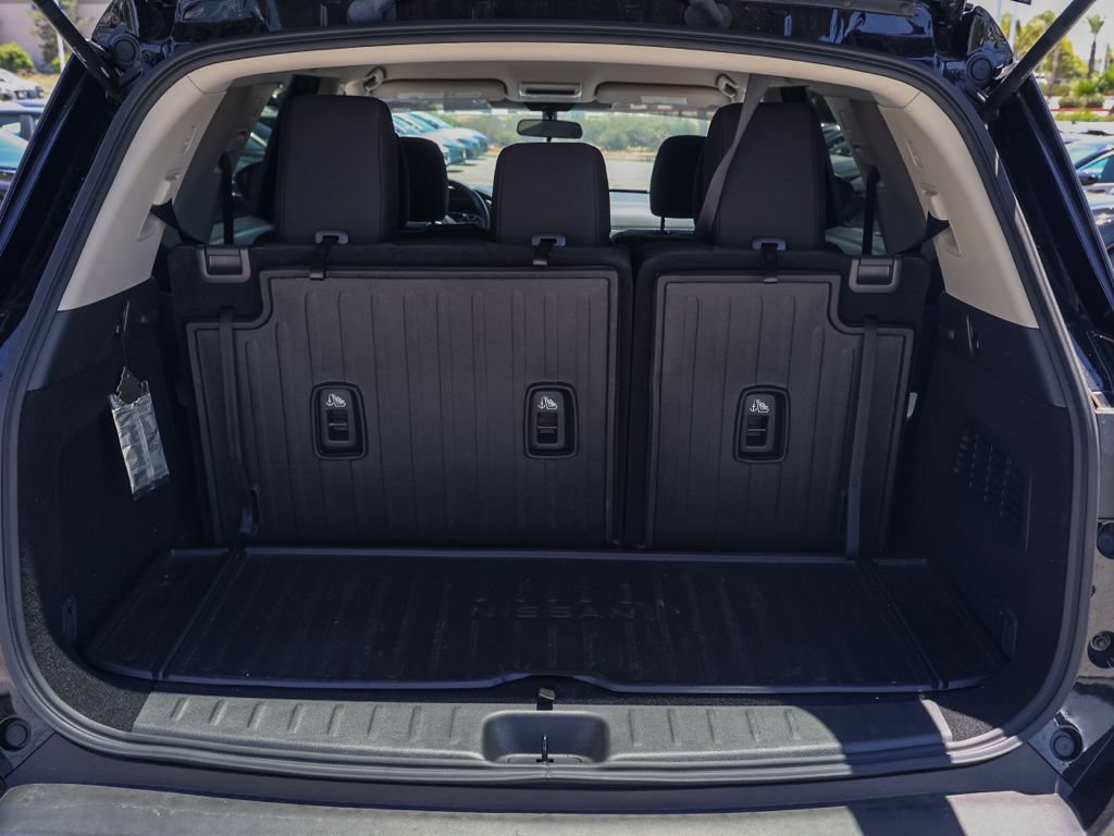 Used 2024 Nissan Pathfinder S w/ Cargo Package FWD image 16