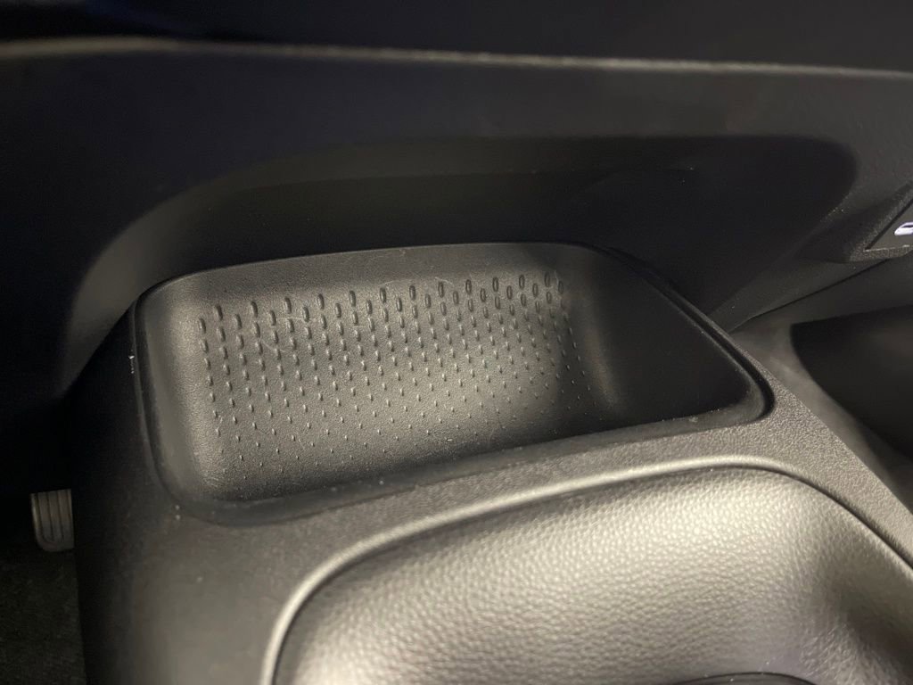 Certified 2025 Toyota Corolla LE image 30