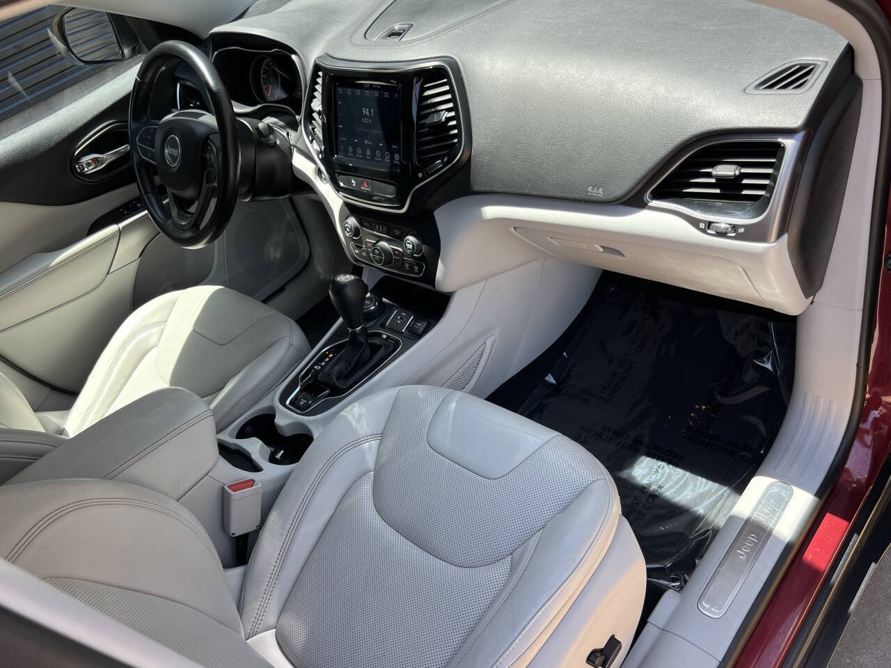 Used 2019 Jeep Cherokee Limited AWD/4WD image 21