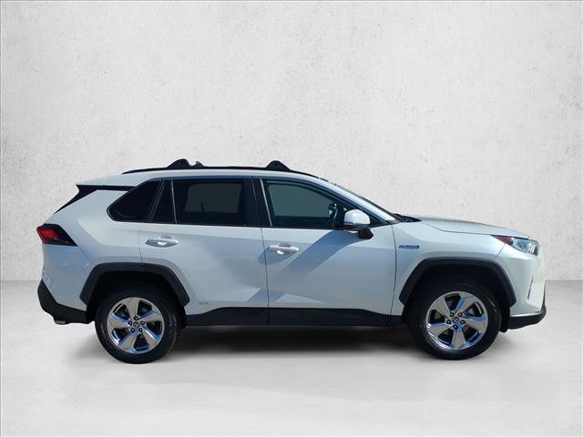 Certified 2021 Toyota RAV4 XLE Premium AWD/4WD image 4