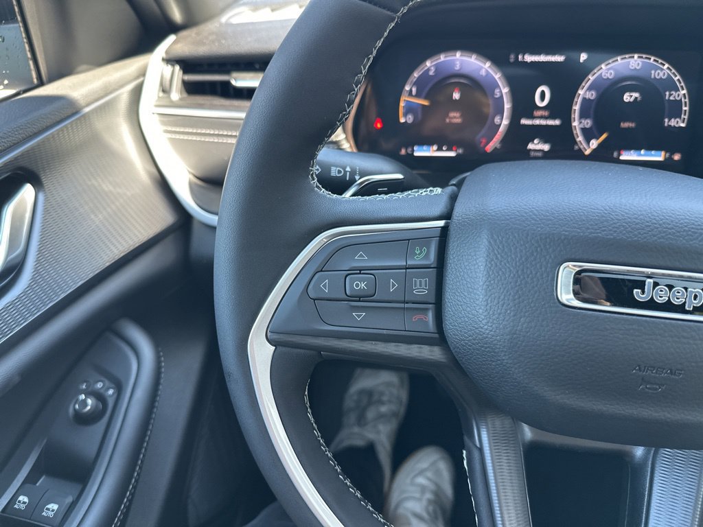 New 2026 Jeep Grand Cherokee Laredo X AWD/4WD image 21