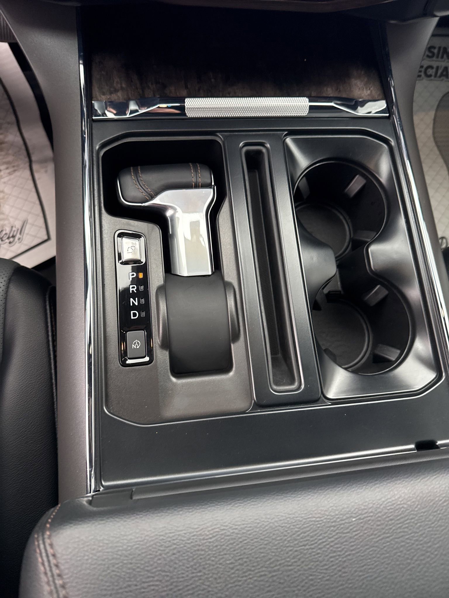 Used 2023 Ford F150 Lightning Lariat image 48