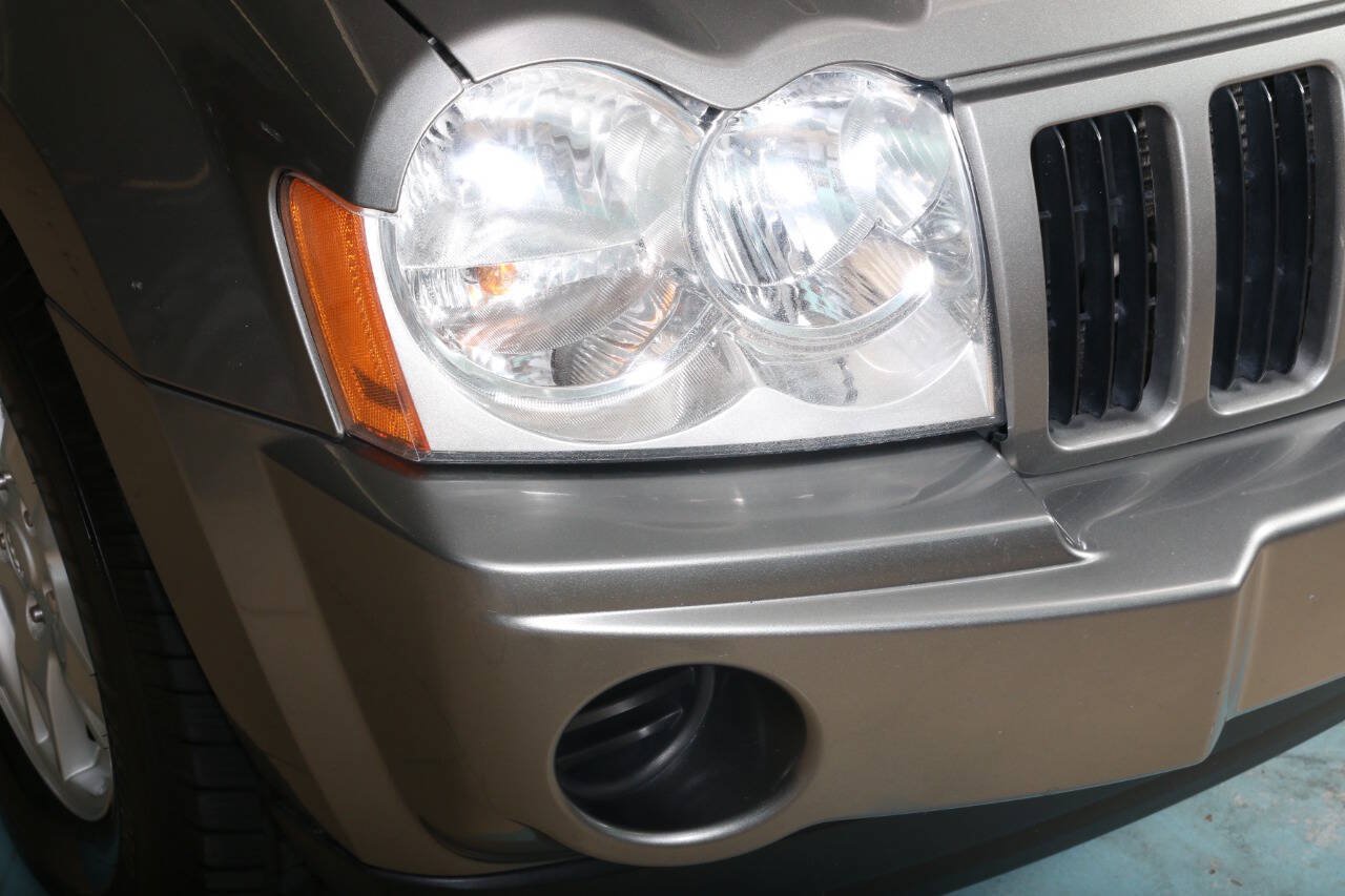Used 2007 Jeep Grand Cherokee Laredo AWD/4WD image 13