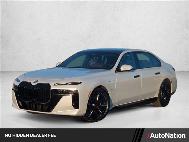 Certified 2025 BMW 750e xDrive w/ Premium Package AWD/4WD image 1