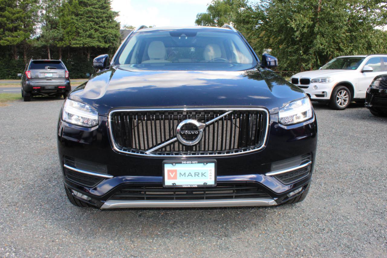 Used 2019 Volvo XC90 T5 Momentum w/ Protection Package AWD/4WD image 2