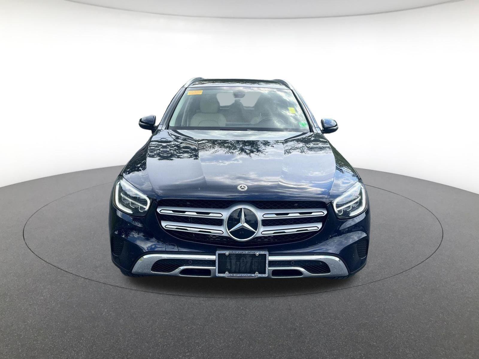 Used 2021 Mercedes-Benz GLC 300 4MATIC image 2