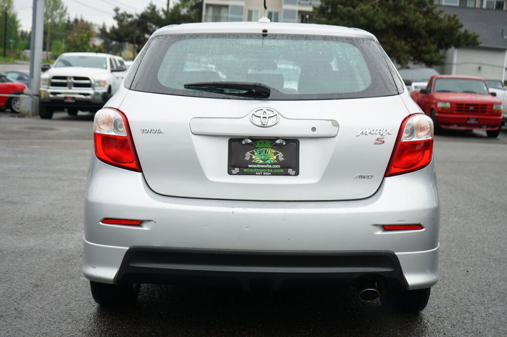 Used 2009 Toyota Matrix S AWD/4WD image 4