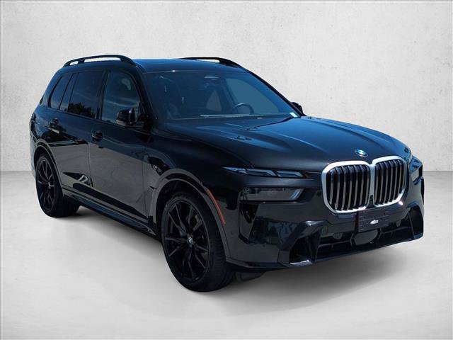 Used 2023 BMW X7 xDrive40i w/ M Sport Package AWD/4WD image 3