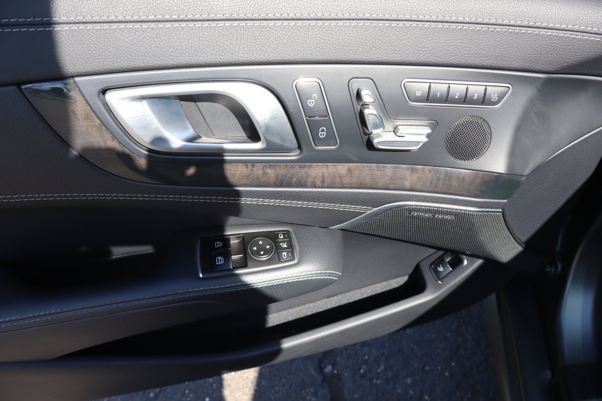 Used 2013 Mercedes-Benz SL 550 image 11