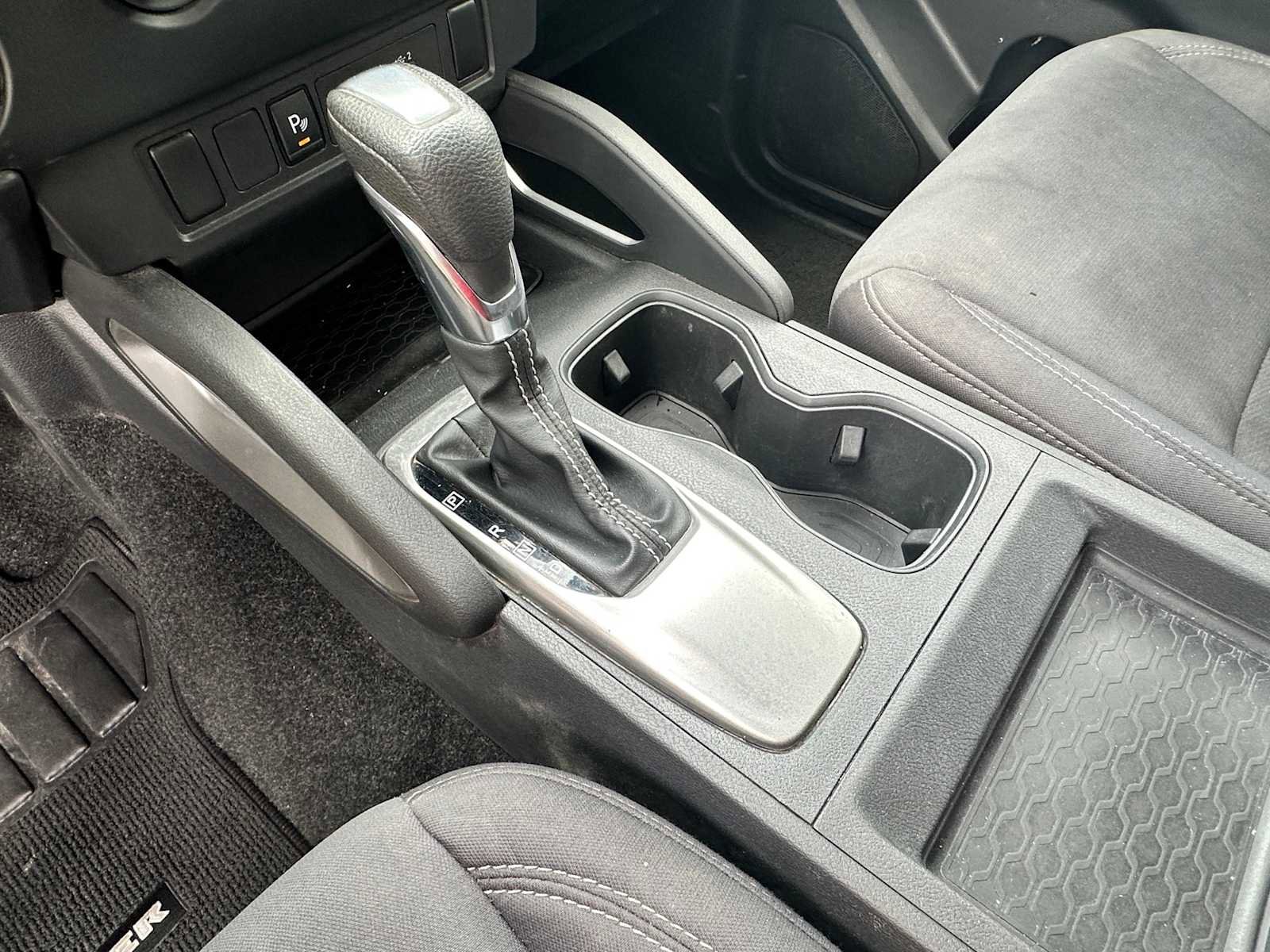 Used 2022 Nissan Frontier SV w/ Technology Package RWD image 16