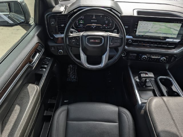 Used 2024 GMC Sierra 1500 SLT AWD/4WD image 12