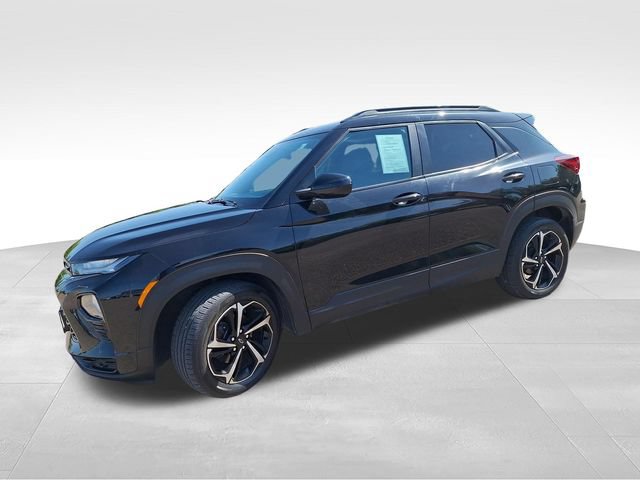 Used 2023 Chevrolet TrailBlazer RS w/ Convenience Package FWD image 3
