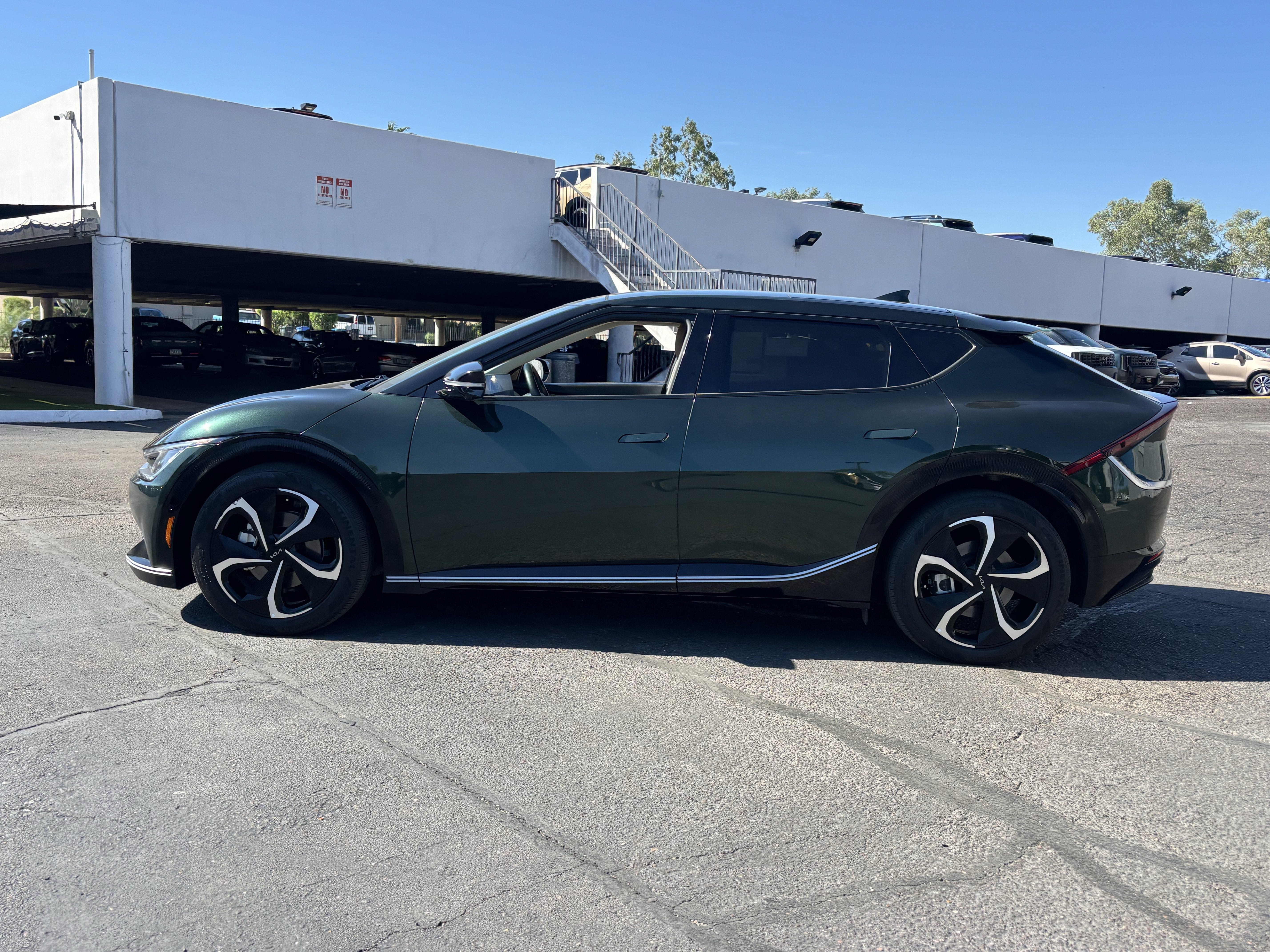 Certified 2023 Kia EV6 GT-Line AWD/4WD image 5