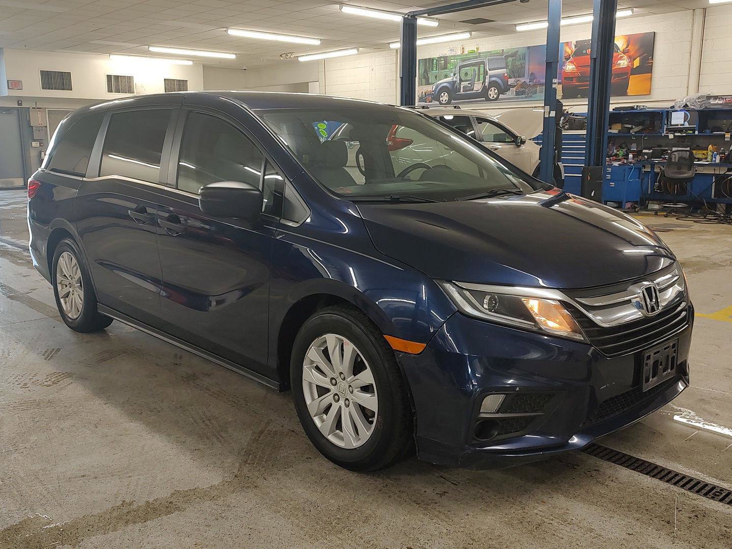 Used 2019 Honda Odyssey LX image 4