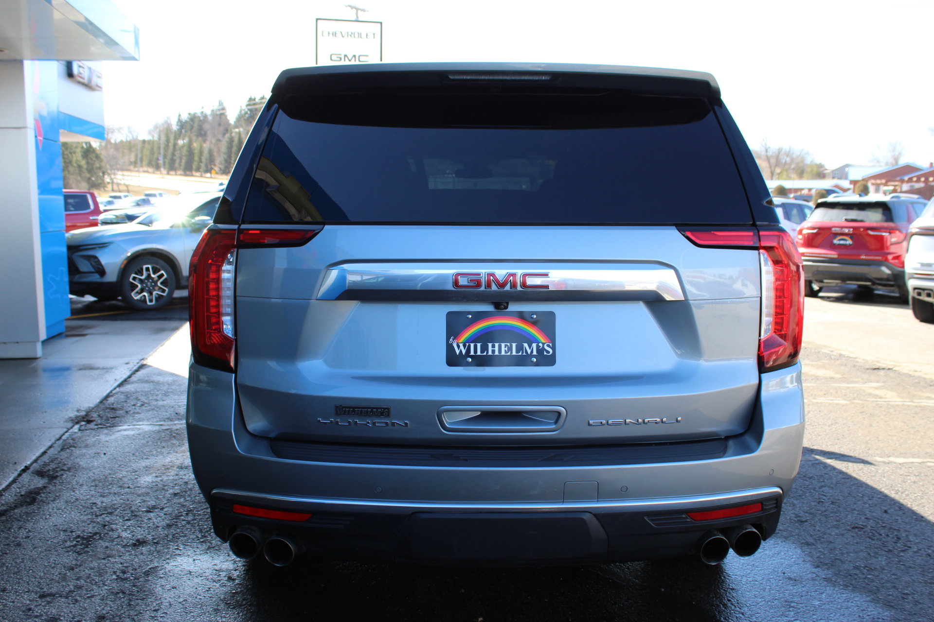 Used 2023 GMC Yukon XL Denali w/ Max Trailering Package AWD/4WD image 4