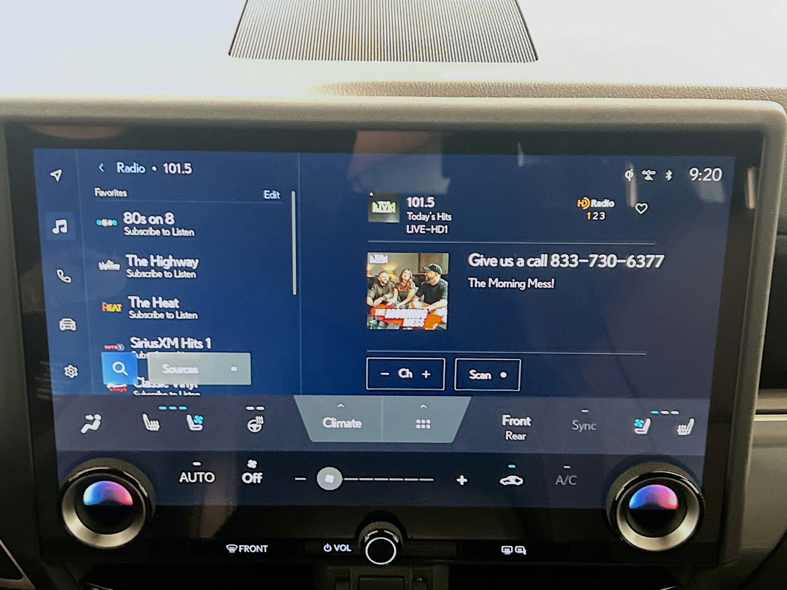 Used 2025 Lexus GX 550 550 Premium+ w/ Accessory Package (2T) image 10