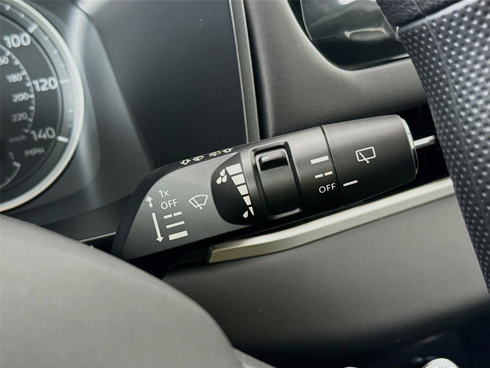 New 2026 Mitsubishi Outlander ES image 5