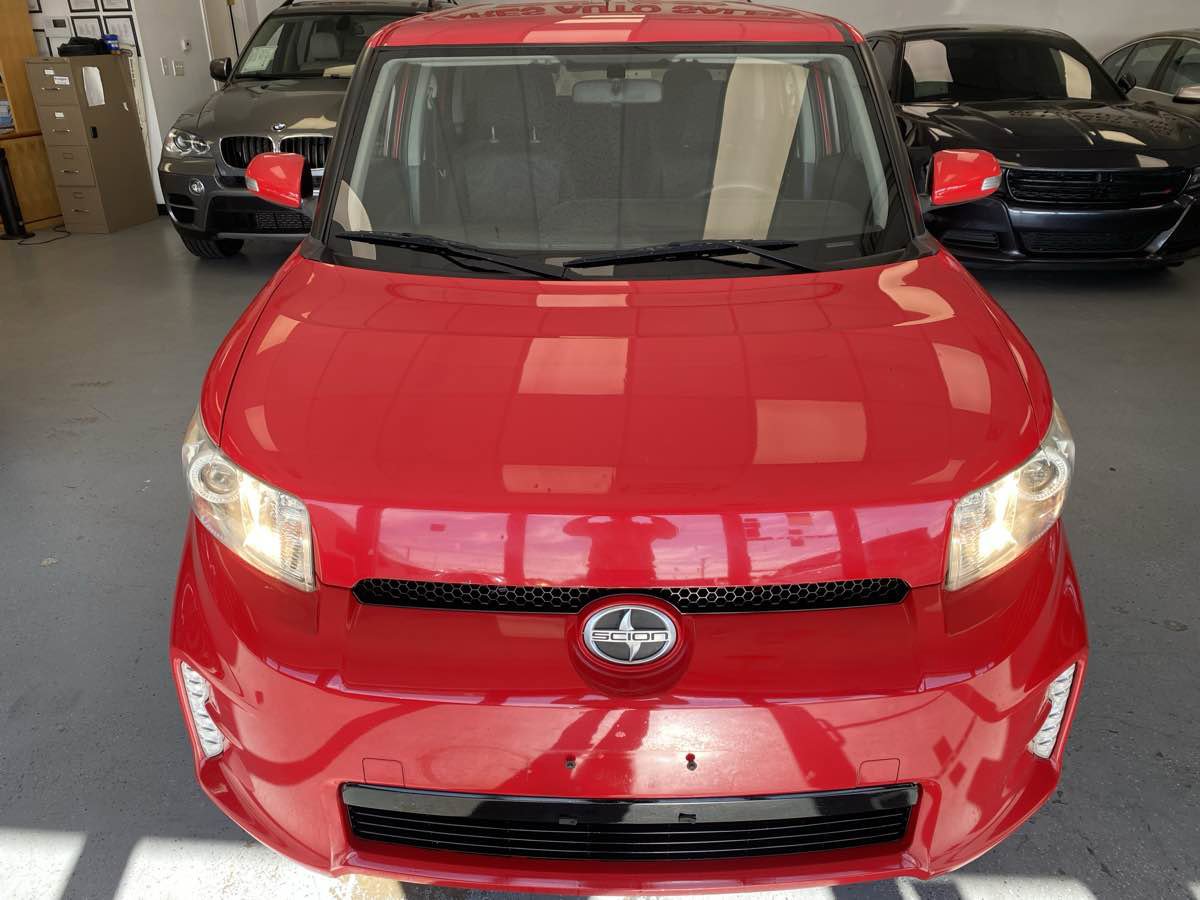 Used 2013 Scion xB image 8