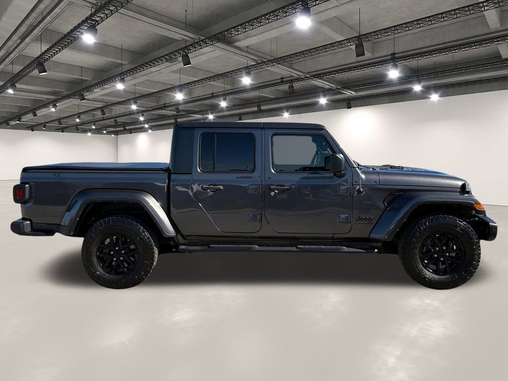 Used 2023 Jeep Gladiator Sport S image 17