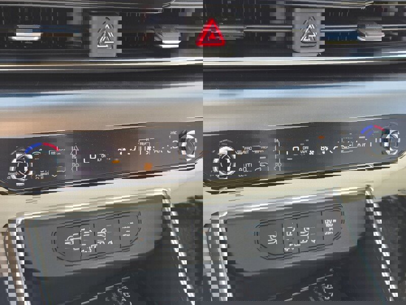 New 2026 Kia Carnival SX w/ SX Dark Edition Package image 15