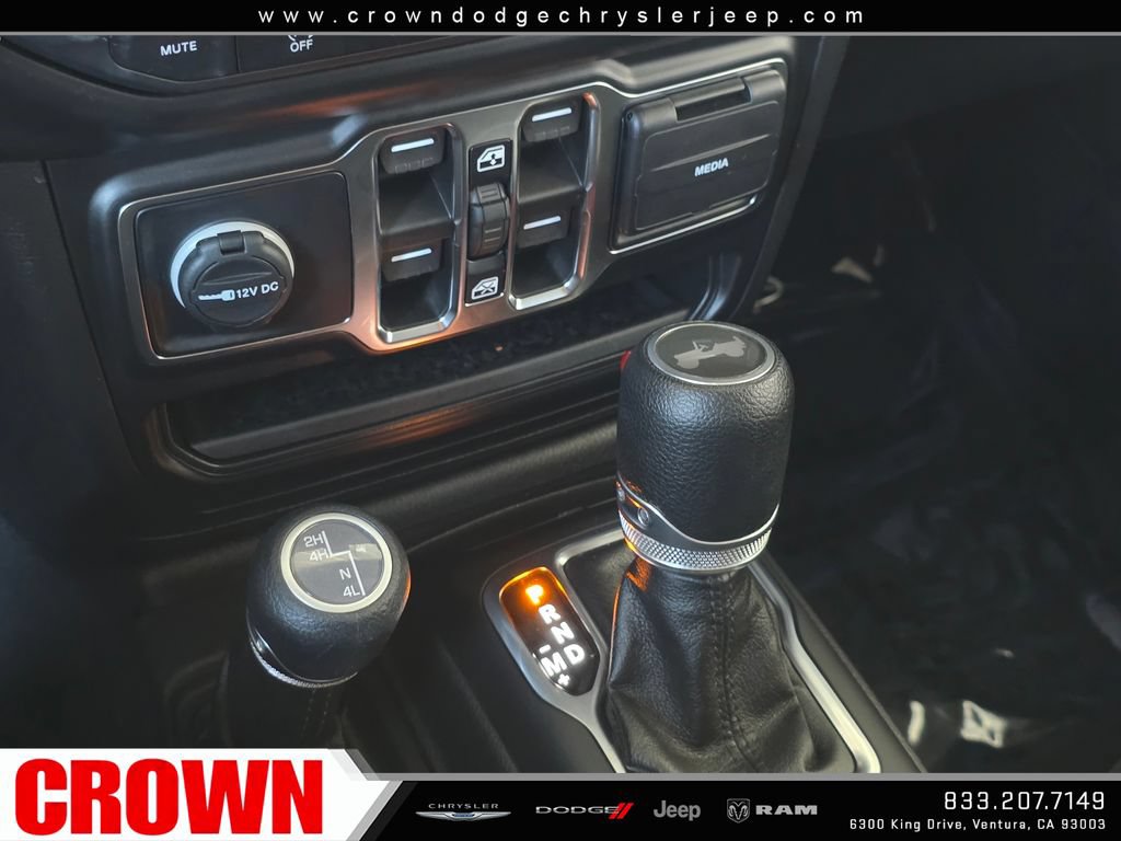 Used 2022 Jeep Wrangler Unlimited Sport AWD/4WD image 25