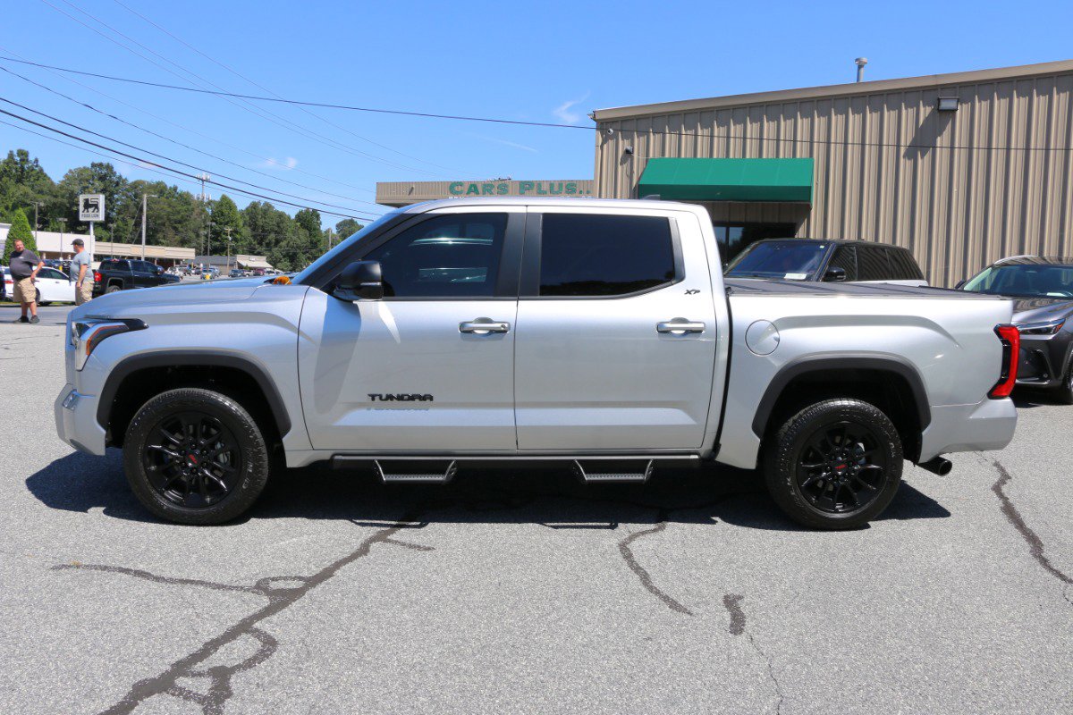 Used 2024 Toyota Tundra SR5 image 2