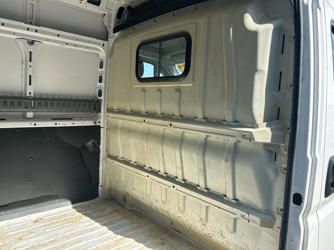 Used 2015 RAM ProMaster 3500 FWD image 18