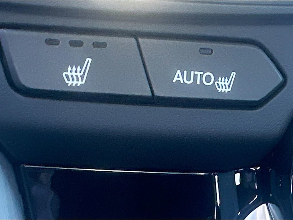 Used 2025 Acura TLX w/ Technology Package image 27