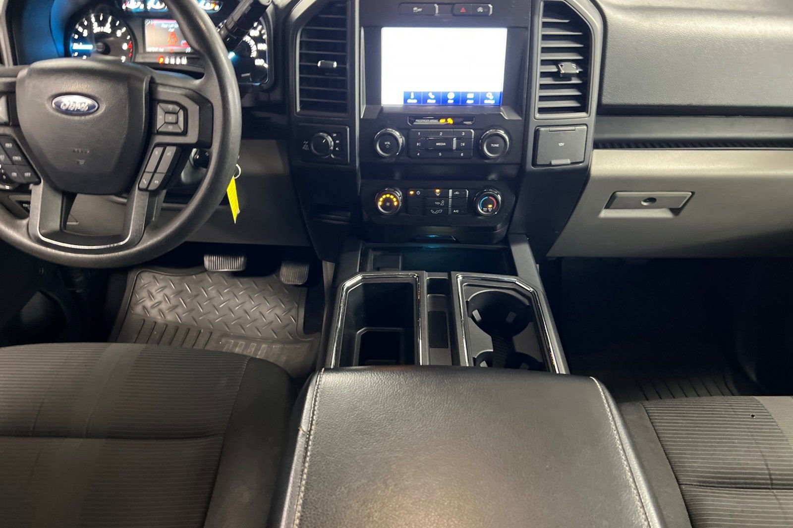 Used 2019 Ford F150 XL w/ Equipment Group 101A Mid AWD/4WD image 13