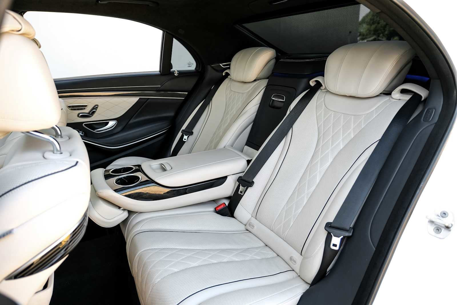 Used 2017 Mercedes-Benz S 550 Sedan image 41