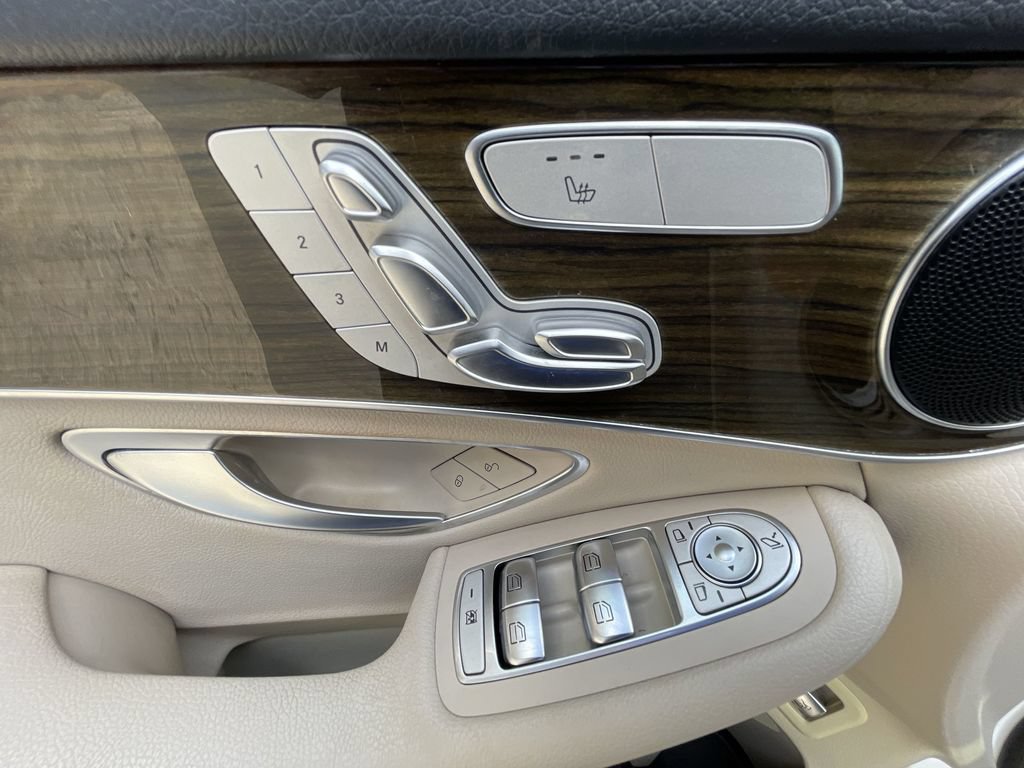 Used 2019 Mercedes-Benz GLC 300 image 22