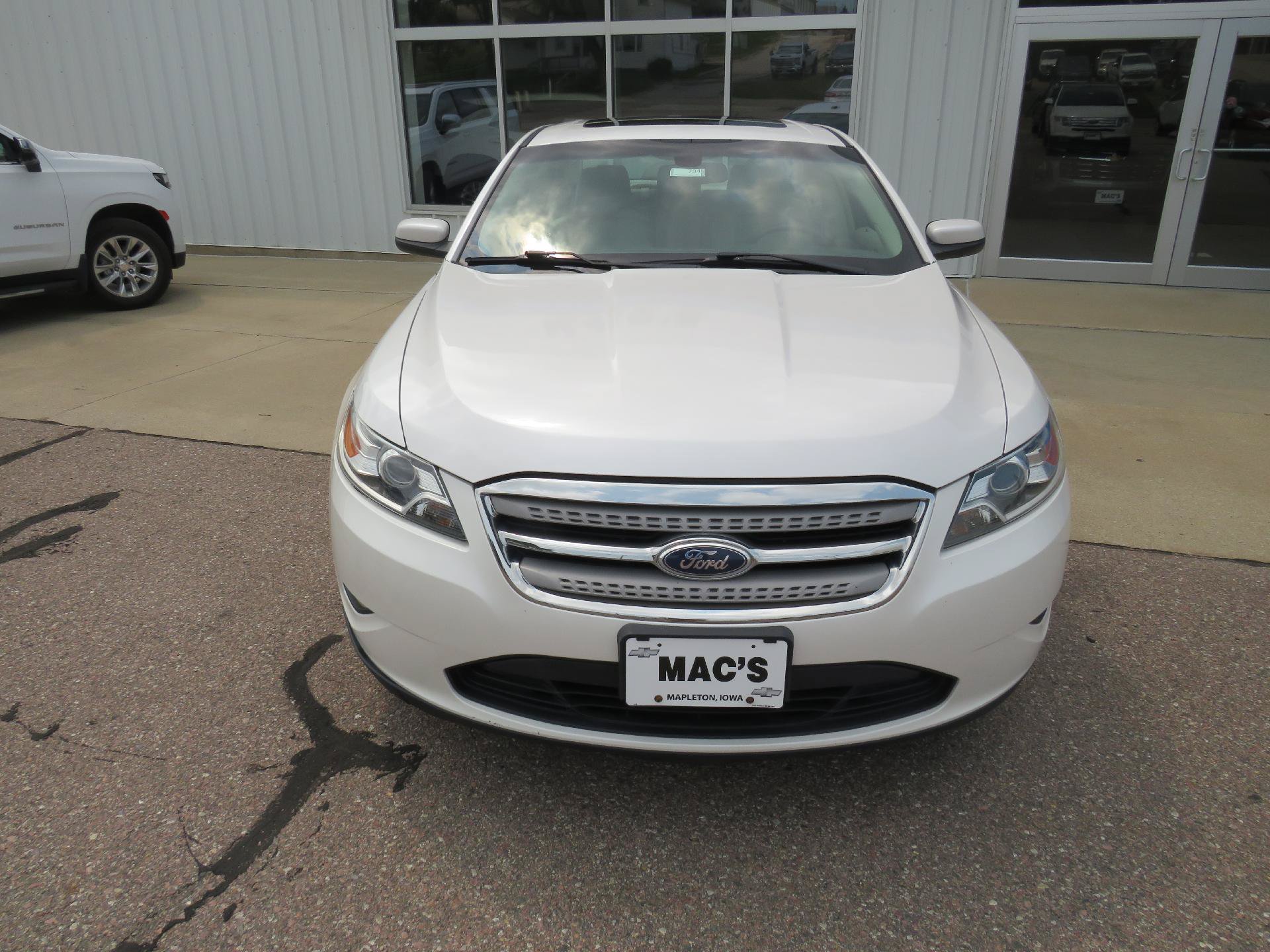 Used 2011 Ford Taurus SEL w/ 201A Rapid Spec Order Code FWD image 12