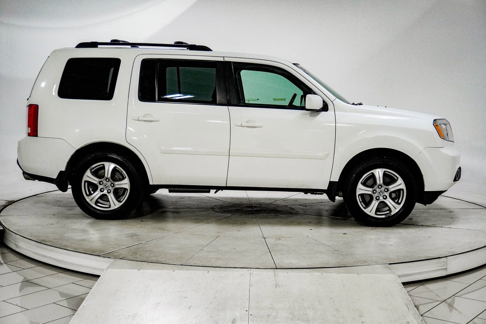 Used 2015 Honda Pilot EX-L image 12
