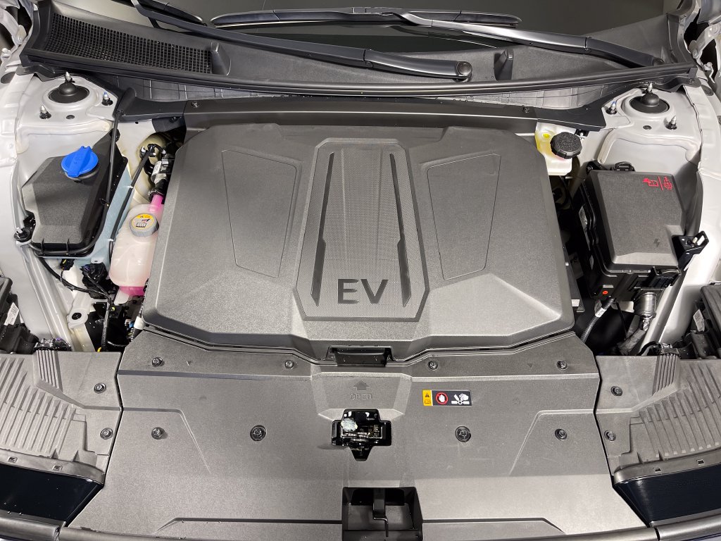 New 2027 Hyundai Ioniq 5 SEL RWD image 9