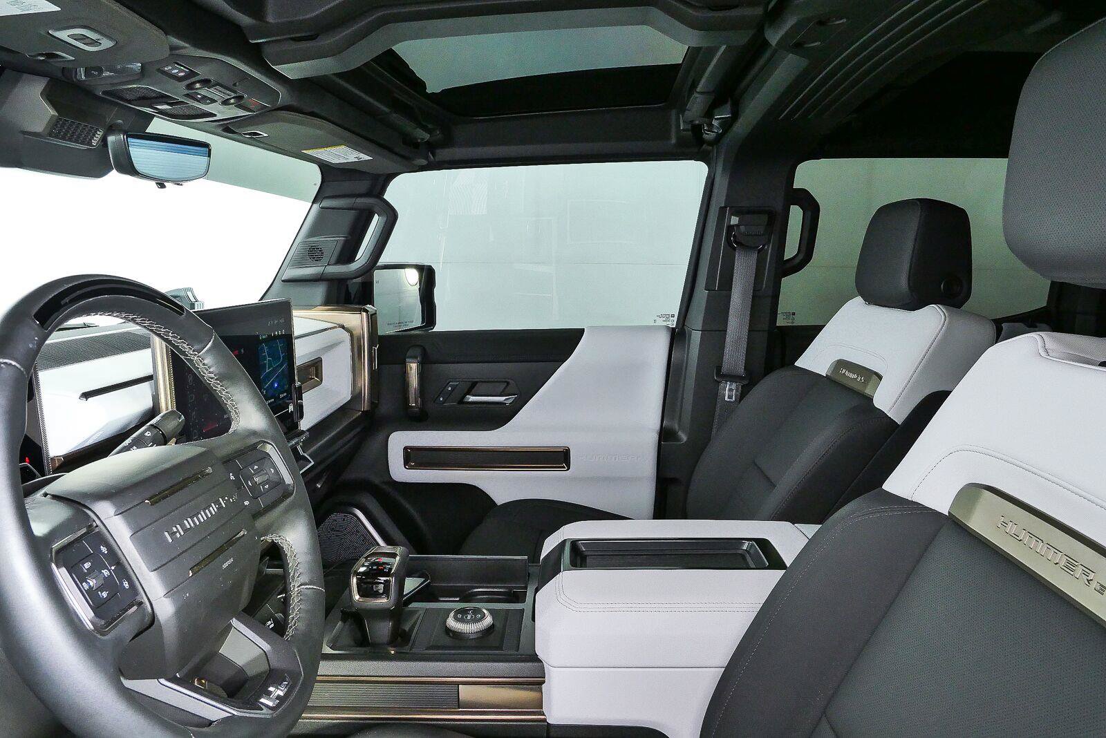 Used 2024 GMC Hummer EV 2X w/ LPO, Illumination Package AWD/4WD image 5