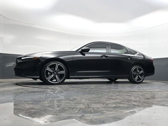 Used 2025 Honda Accord Sport image 30