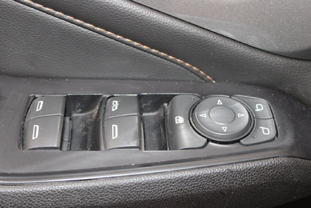 Used 2018 Chevrolet Traverse LT FWD image 41