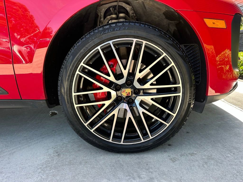 Certified 2024 Porsche Macan S image 15
