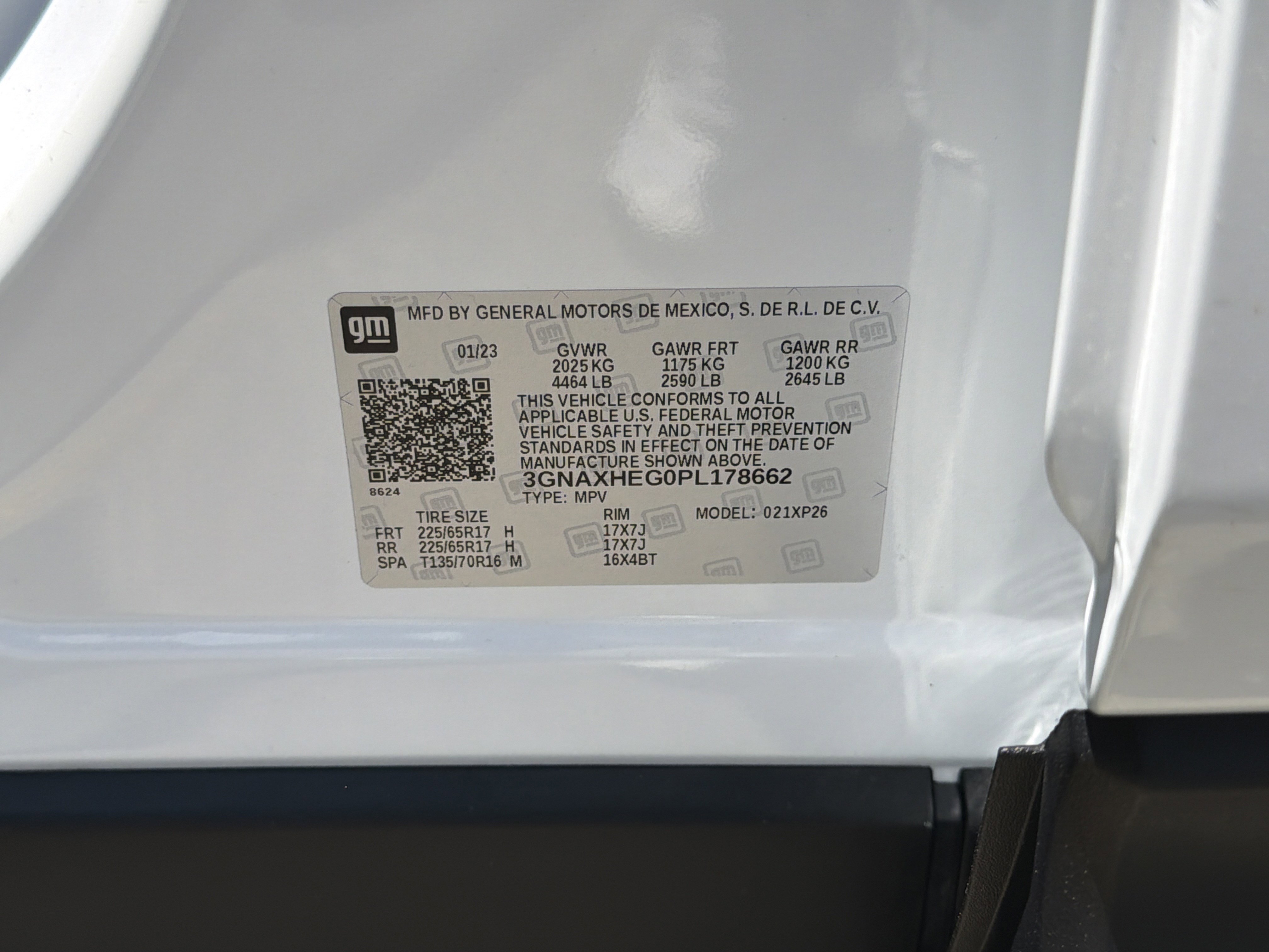 Used 2023 Chevrolet Equinox LS FWD image 30