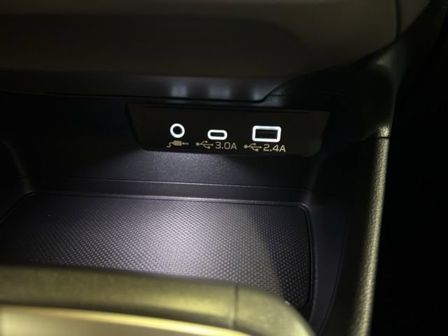 Certified 2025 Subaru Crosstrek 2.0i Premium image 33